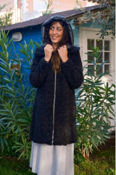 ABRIGO PELO NEGRO