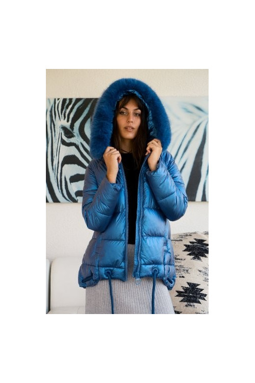 PARKA CORTA CON CAPUCHA AZUL