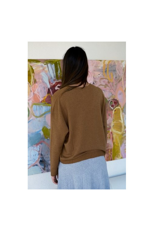 JERSEY CUELLO CERRADO TOSTADO