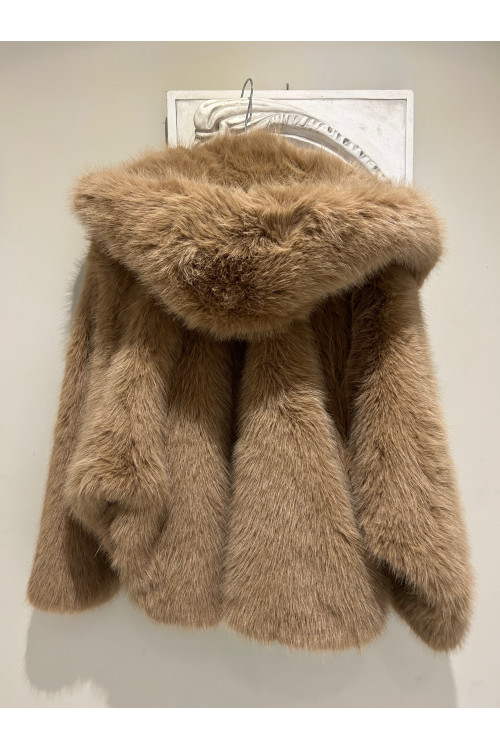 CHAQUETA PELO CAPUCHA BEIGE