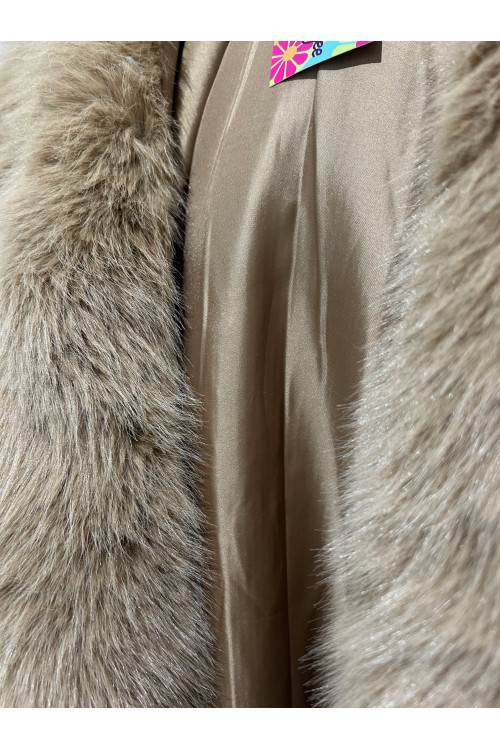 CHAQUETA PELO CAPUCHA BEIGE