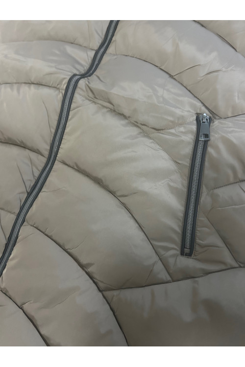 ANORAK TOSTADO CAPUCHA PELO