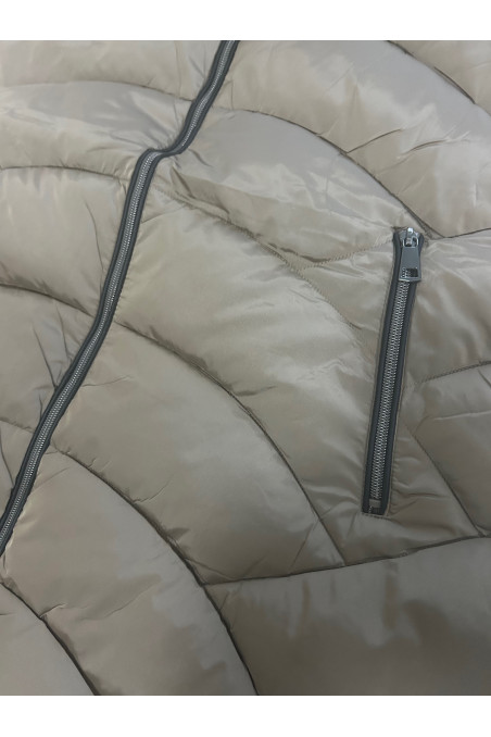 ANORAK TOSTADO CAPUCHA PELO