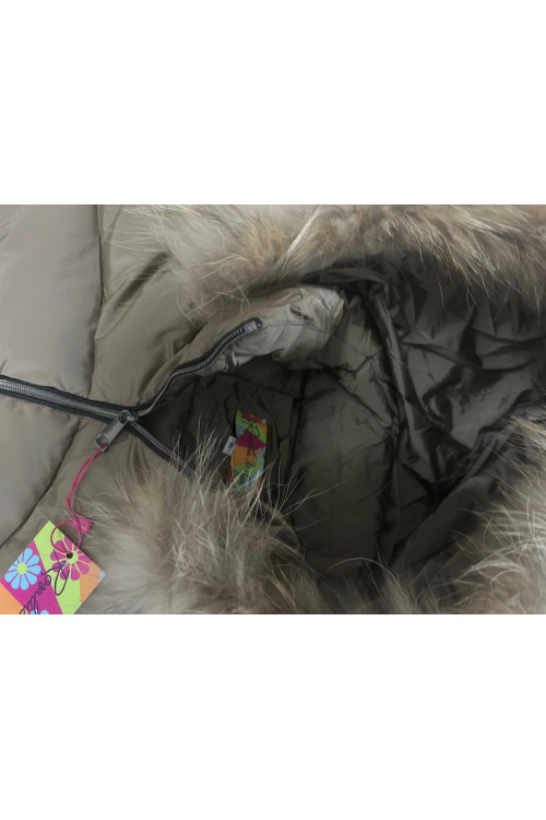 ANORAK TOSTADO CAPUCHA PELO