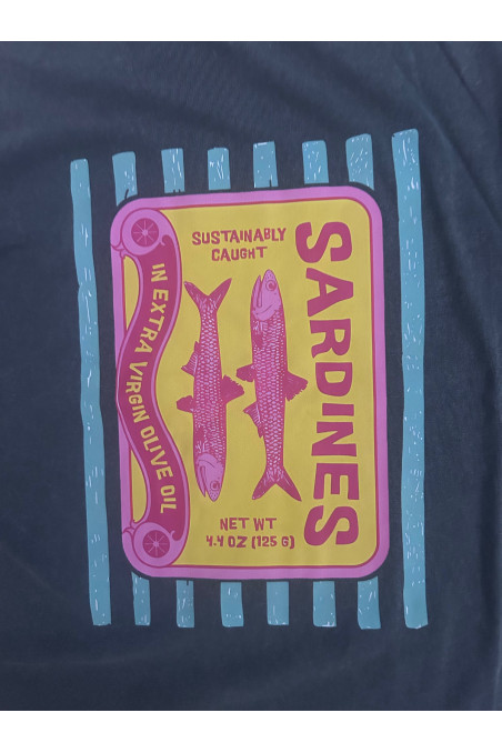 CAMISETA SARDINAS NEGRA