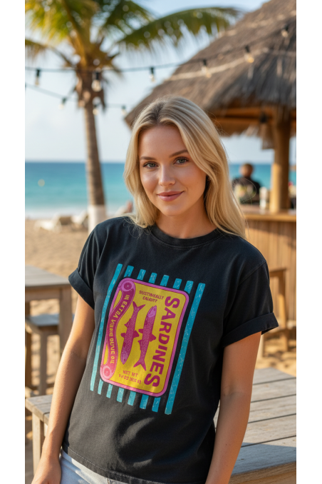 CAMISETA SARDINAS NEGRA