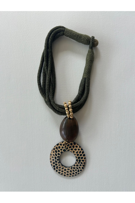 COLLAR AFRICAN