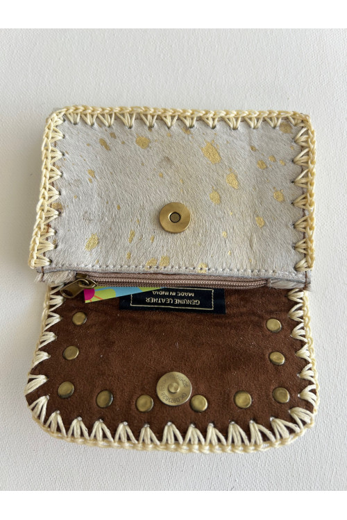 CARTERITA PIEL TACHUELAS BEIGE