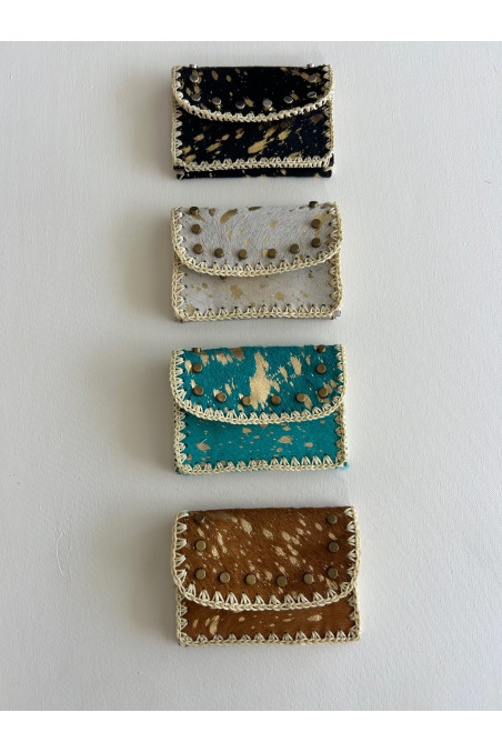 CARTERITA PIEL TACHUELAS TURQUESA