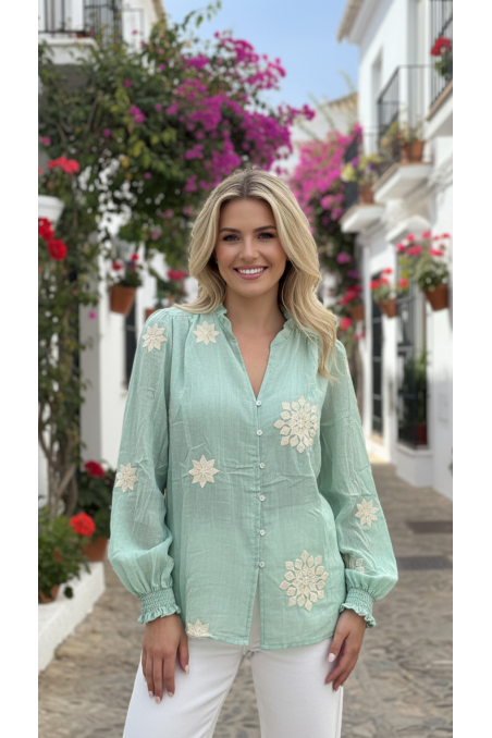 BLUSA BORDADOS VERDE