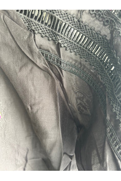 BLUSA NEGRA CALADOS 2