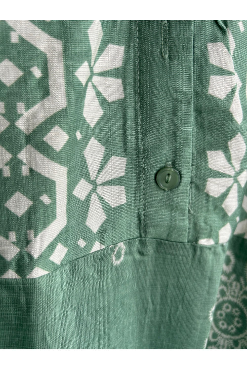 VESTIDO ESTAMPADO VERDE CINTURÓN