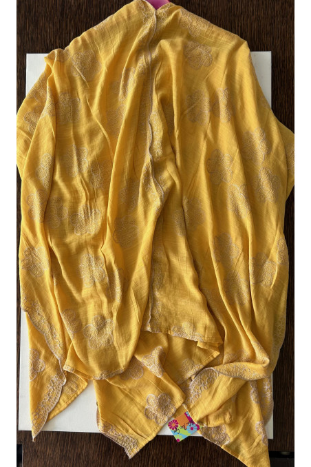 PONCHO BORDADO AMARILLO
