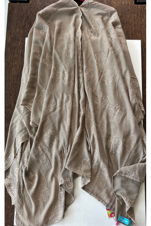 PONCHO BORDADO BEIGE