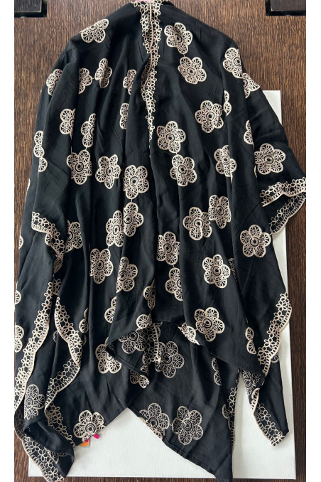PONCHO BORDADO NEGRO