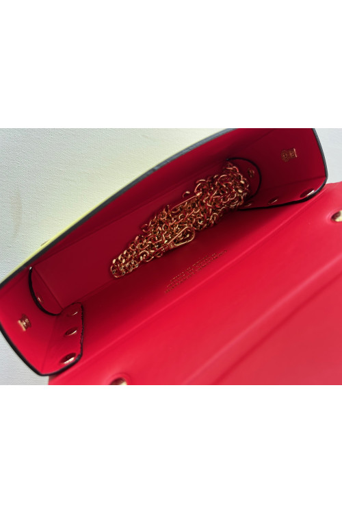 BOLSITO PIEL AMARILLO