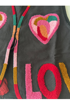 CHALECO LOVE NEGRO 2