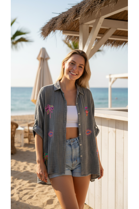 BLUSA BORDADOS NEGRA