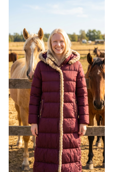 ANORAK CAPUCHA PELO BURDEOS