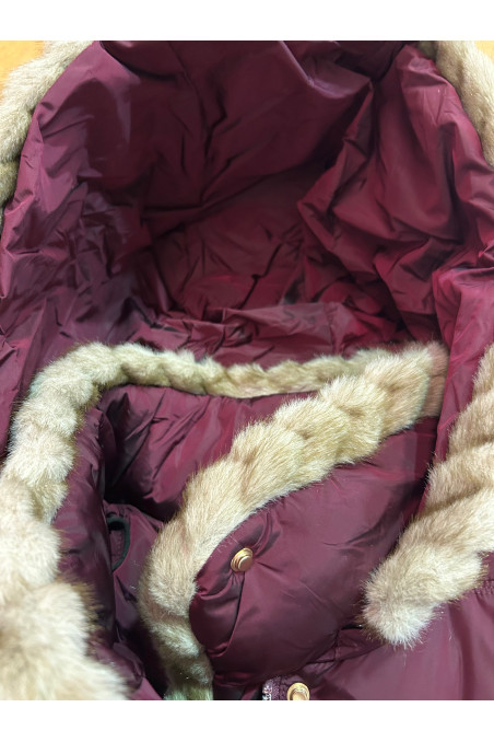 ANORAK CAPUCHA PELO BURDEOS